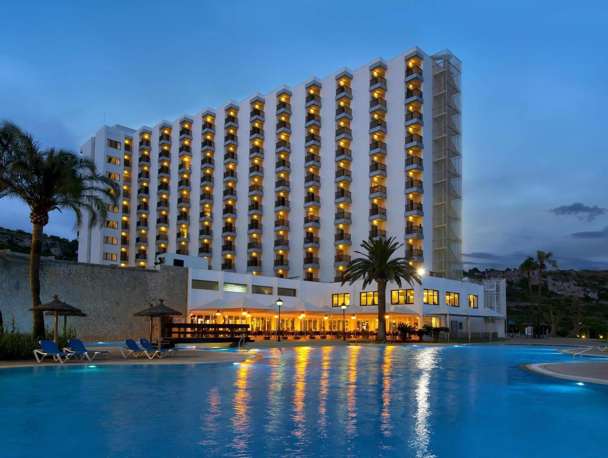 Hotel Sol Milanos Pingüinos