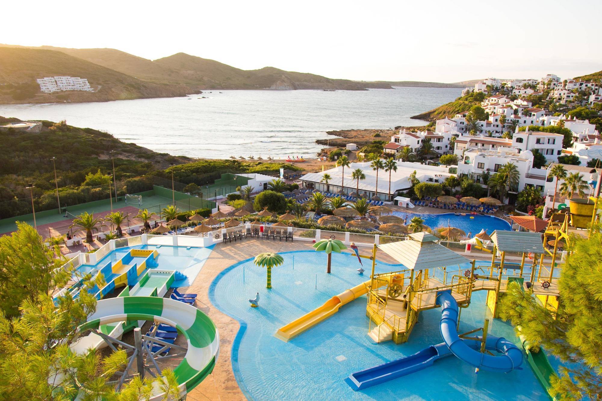 Fergus Club Carema Splash 4* Playas De Fornells