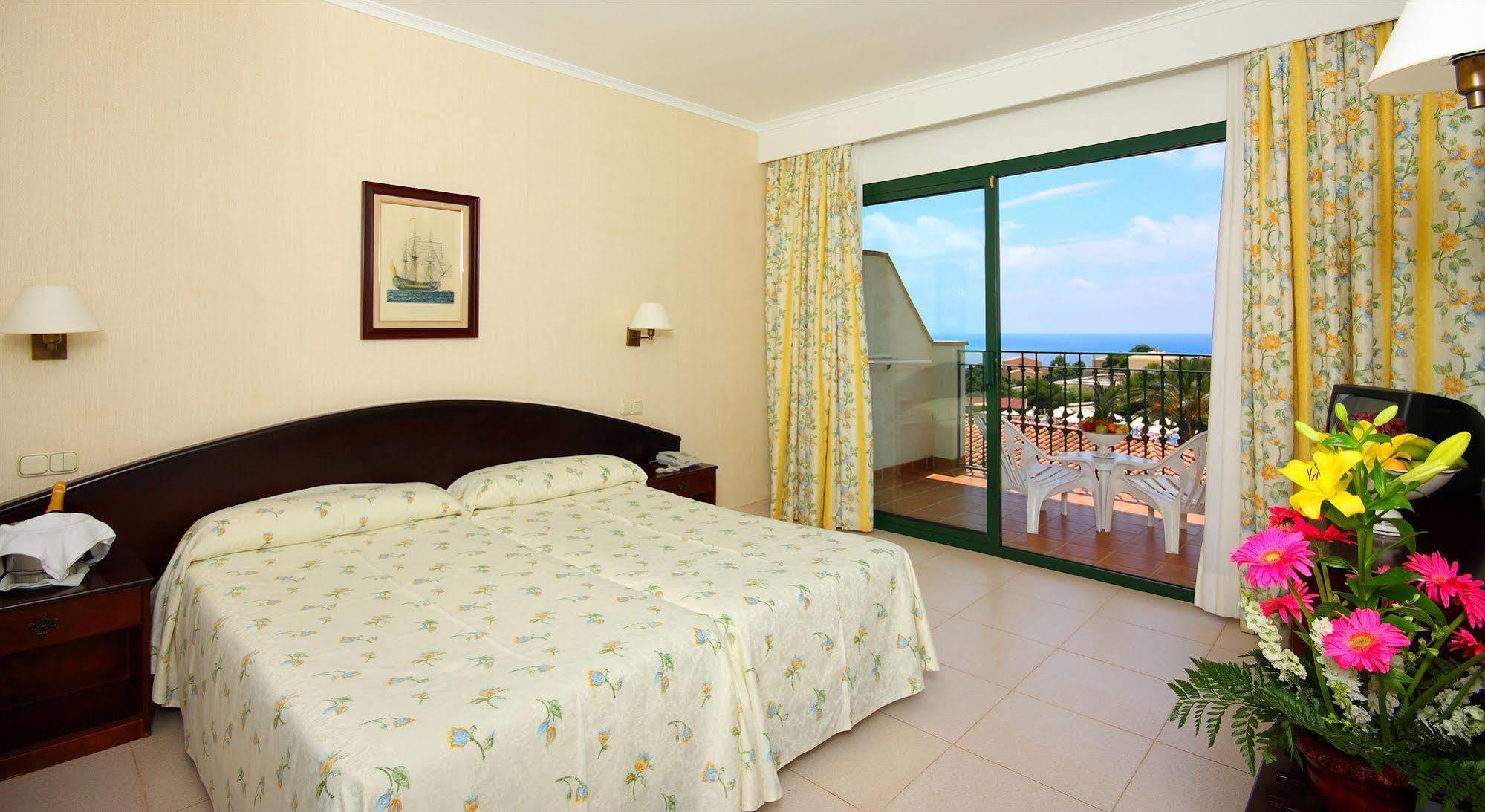 Son Bou Apartments Apartment Son Bou