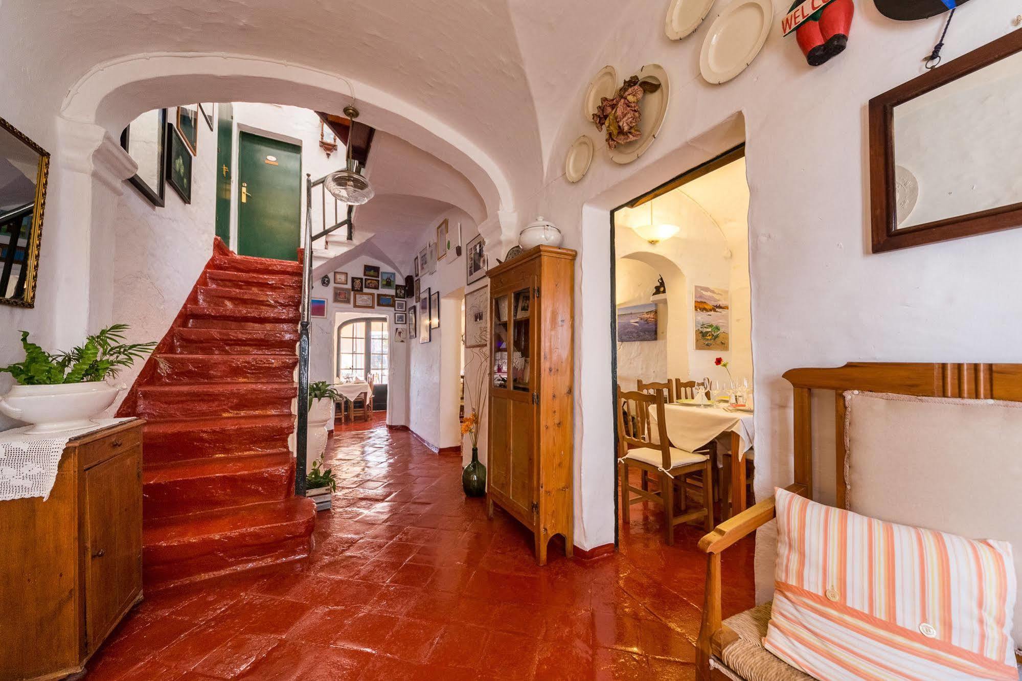 S'engolidor Casa rural *