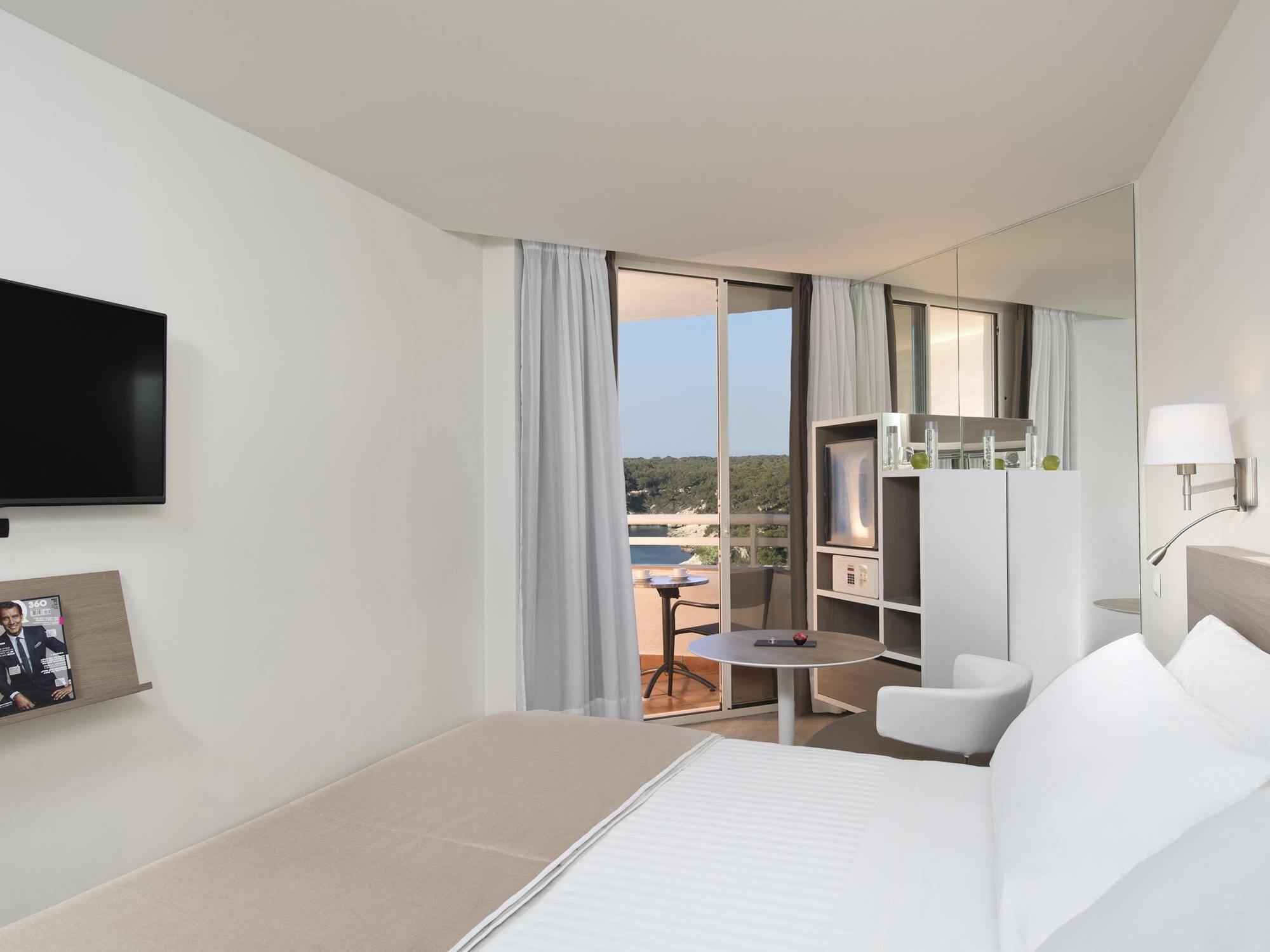 Melia Gavilanes 4* Cala Galdana (Menorca)