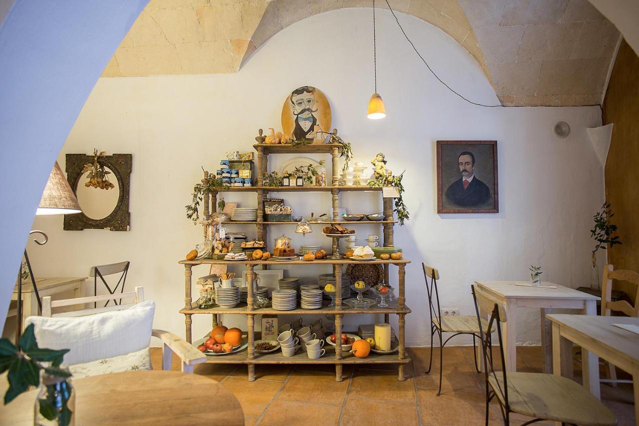 Tres Sants Hotel