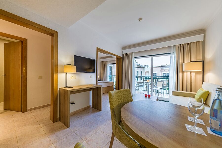 Apartahotel Zafiro Menorca Cala'N Bosch (Menorca)
