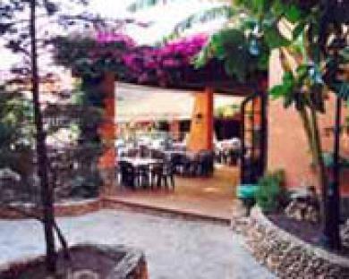 Bahia Park Hotel 2*