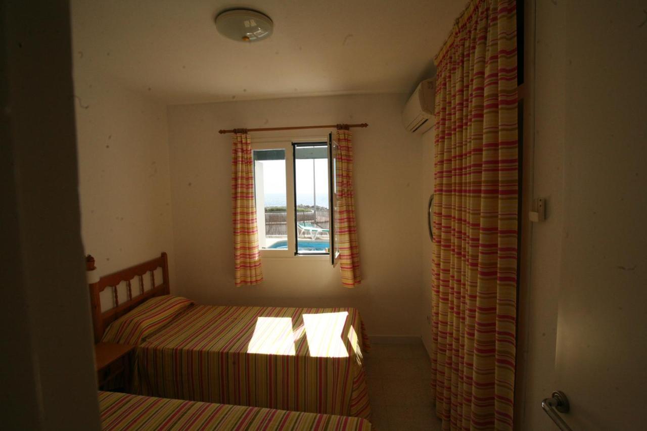 Victor Villa Cala'N Blanes (Menorca)