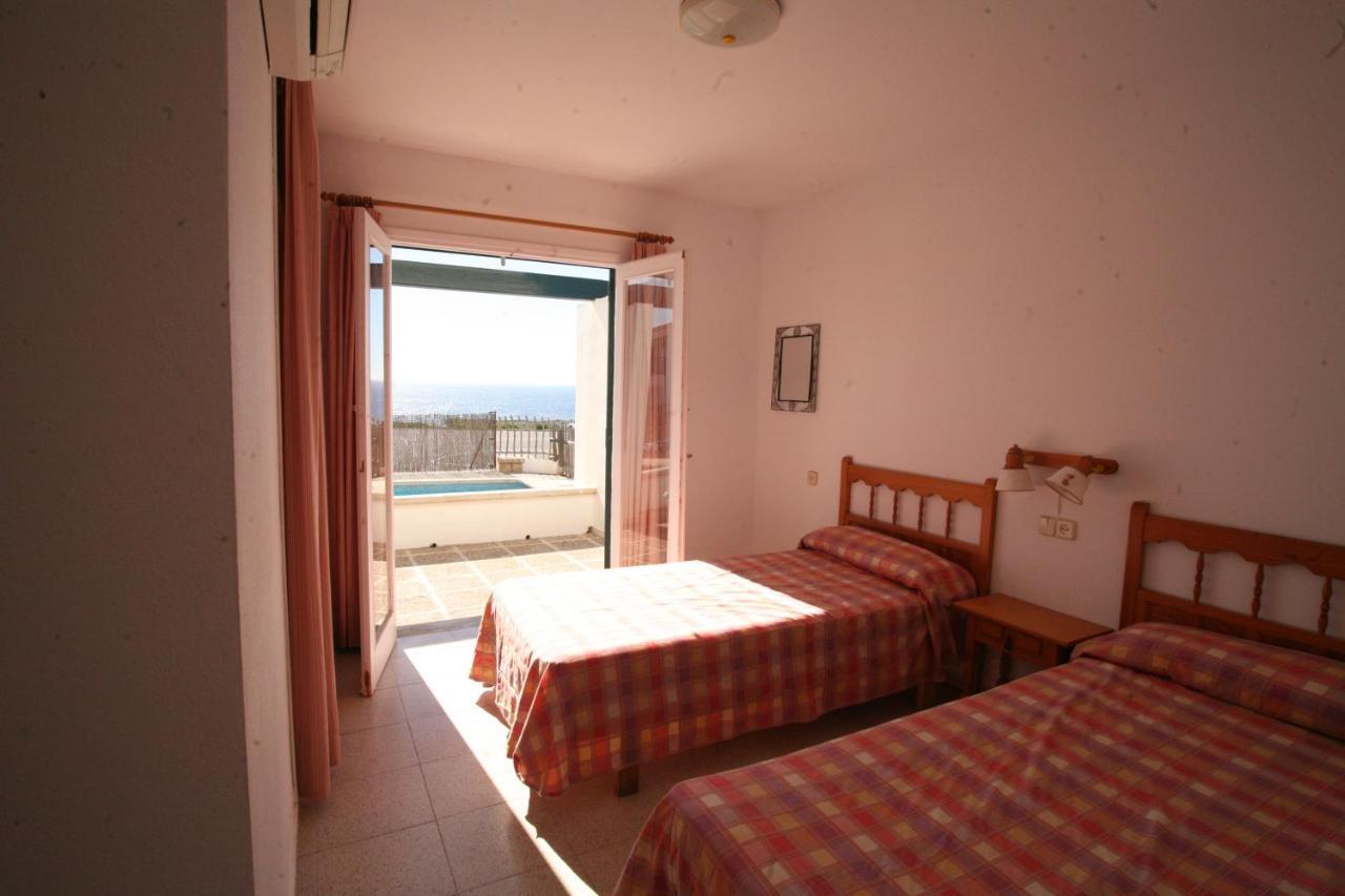 Victor Villa Cala'N Blanes (Menorca)