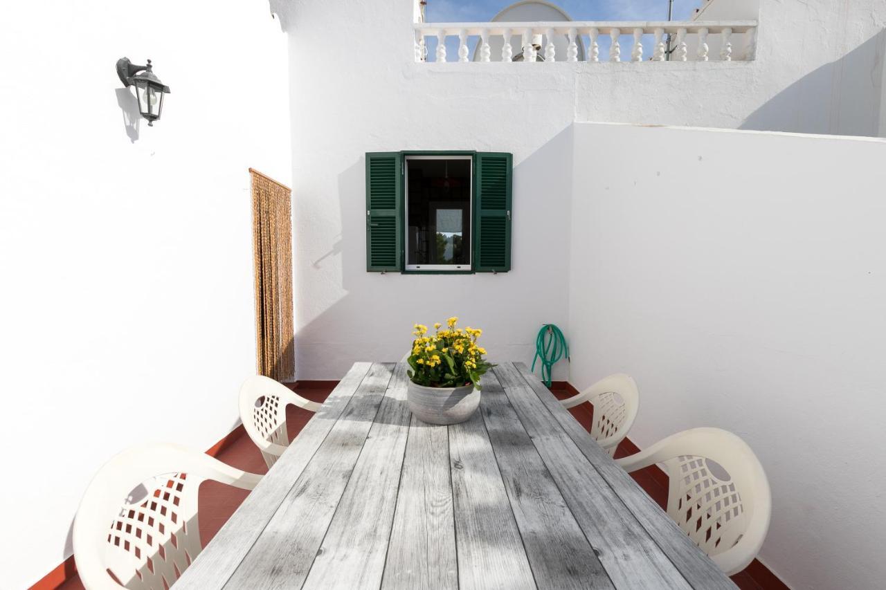 Cerca De Cala Mitjana