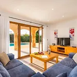 Candela 4 Bedroom Villa, Cala\'N Forcat