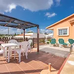Villa Flor De Lis