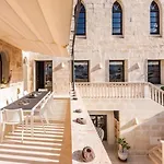 Splendid Former Chapel With Pool & Jacuzzi