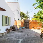 Casa Olivia - En El Centro De Sant Lluis