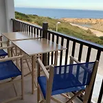 Apartamento a estrenar con vistas al mar.