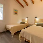 Apartamento con piscina y playa