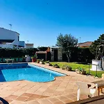 Casa Rosella