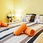 Happy Menorca apartamento duplex ,piscina,aire acondicionado,wiffi