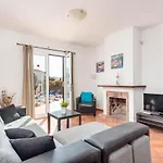 Villa Anneuxu By Escapehome