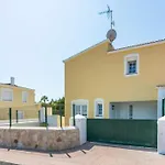 Can Esmo! 6 Hosts, 3 Bedrooms And A Private Pool