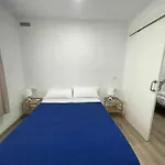 Bajo con piscina y junto a la playa - MACARELLETA