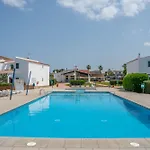Apartamentos Sa Caleta