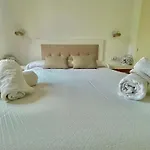 Llevant Apartamento En Planta Baja Con Piscina