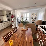 Beautiful House 100 Metres From Santandria Beach