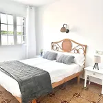 Chalets Con Piscinas Privadas Junto Al Mar