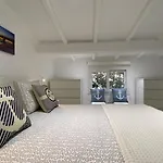 Luxury Oceanfront Villa In An Idyllic Location No1