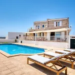 Peaceful Getaway By The Sea In Na Macaret, Menorca