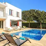 Julianne 4 Bedroom Villa, Calan Blanes