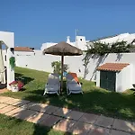 Chalet con piscina en Menorca