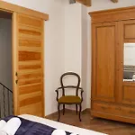 Apartamentos Del Roser
