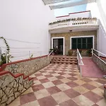 Hotel Abril 37