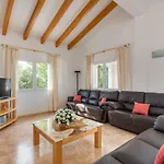Villa Pili