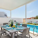 Villa 26