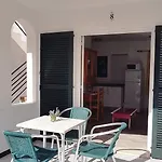 Apartamentos California I Y II