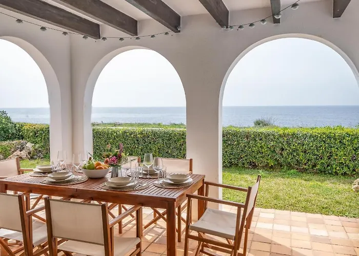 Seafront Modern Villa To Relax And Disconnect