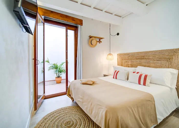 Calma Hotel