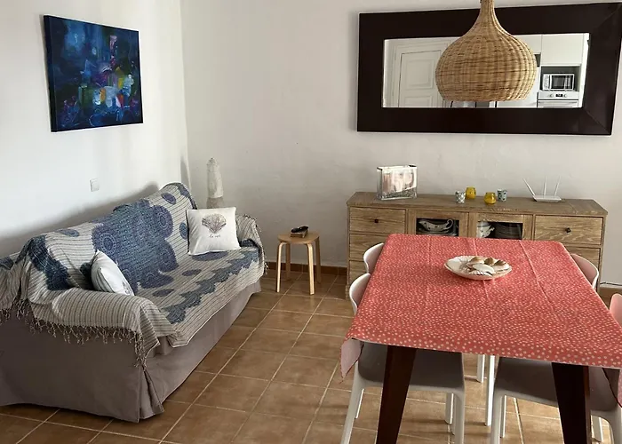 Apartamento Con Preciosa Vista Al Mar Y Aa