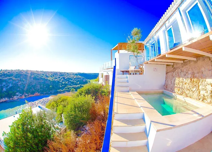 Seafront Villa Bellavista With Heated Pool By Dadovillas