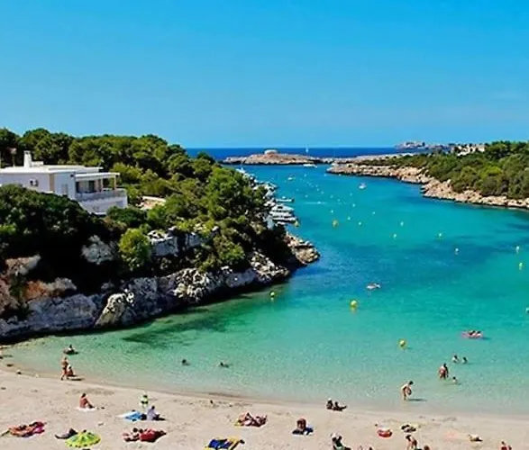 Beautiful House 100 Metres From Santandria Beach