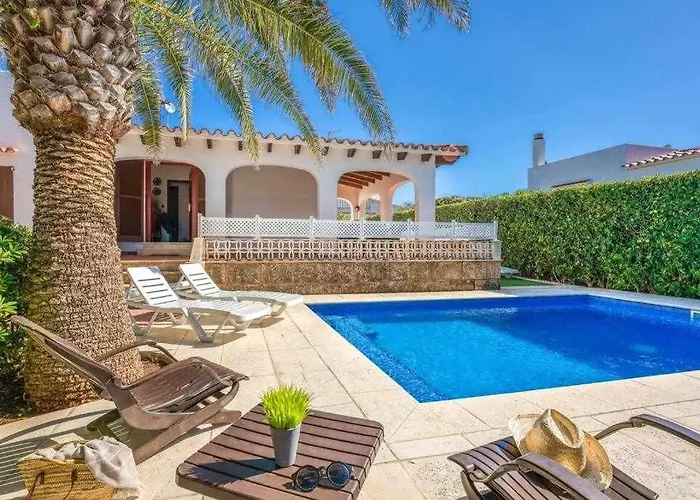 Aure Villa Con Piscina Y Aire Acondicionado