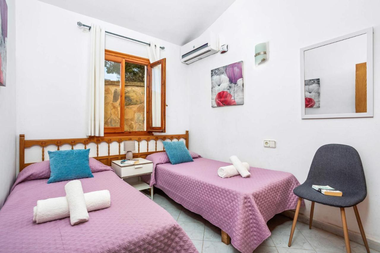 Salord 4 Bedroom Villa, Cala Blanca
