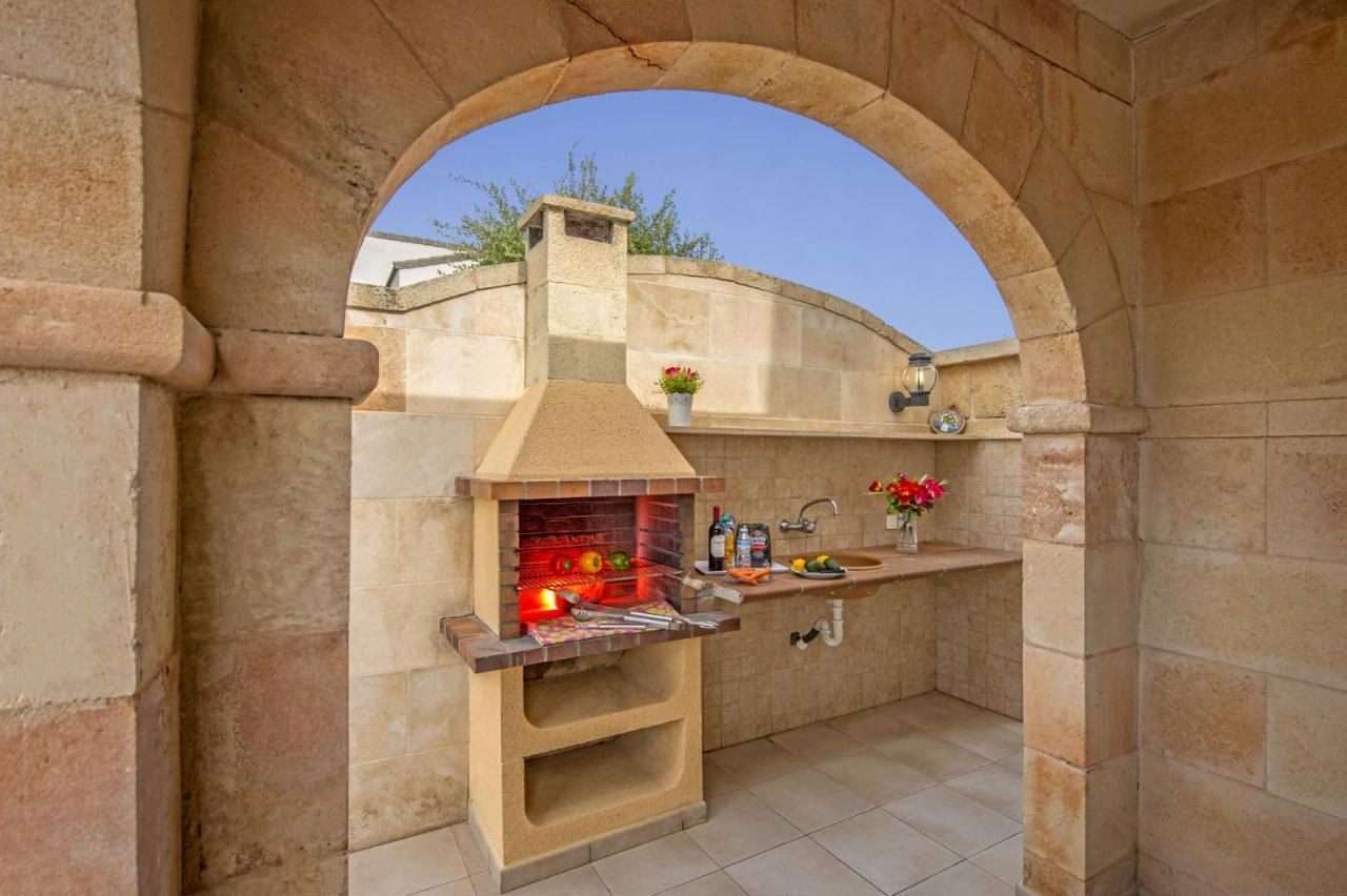 Candela 4 Bedroom Villa, Cala'n Forcat