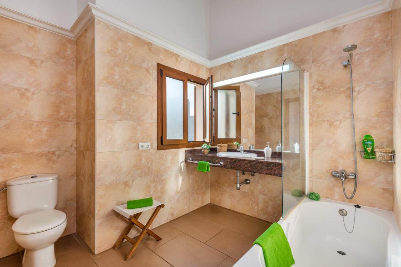Candela 4 Bedroom Villa, Cala'n Forcat *