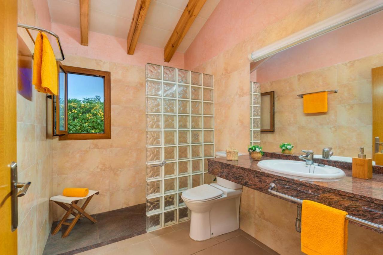 Candela 4 Bedroom Villa, Cala'n Forcat Villa