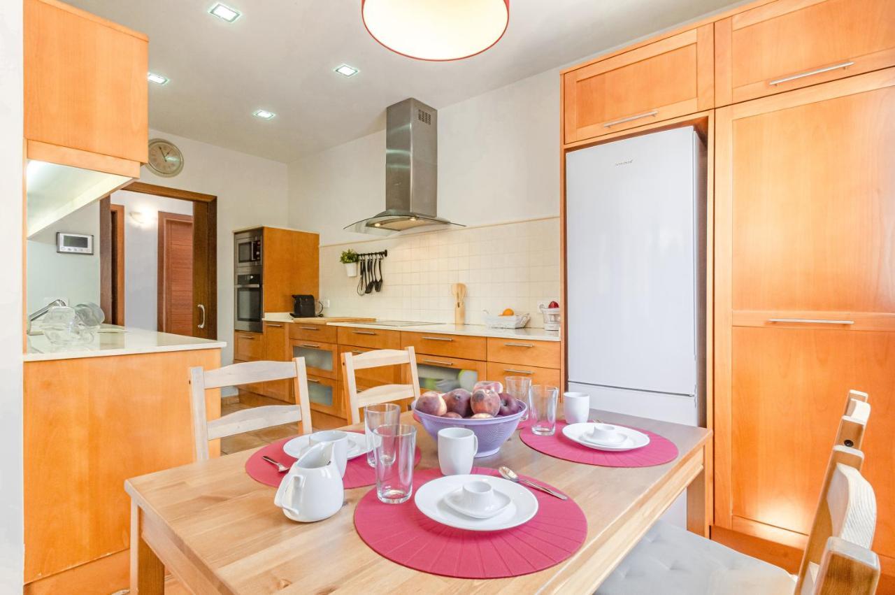 Astur Villa *