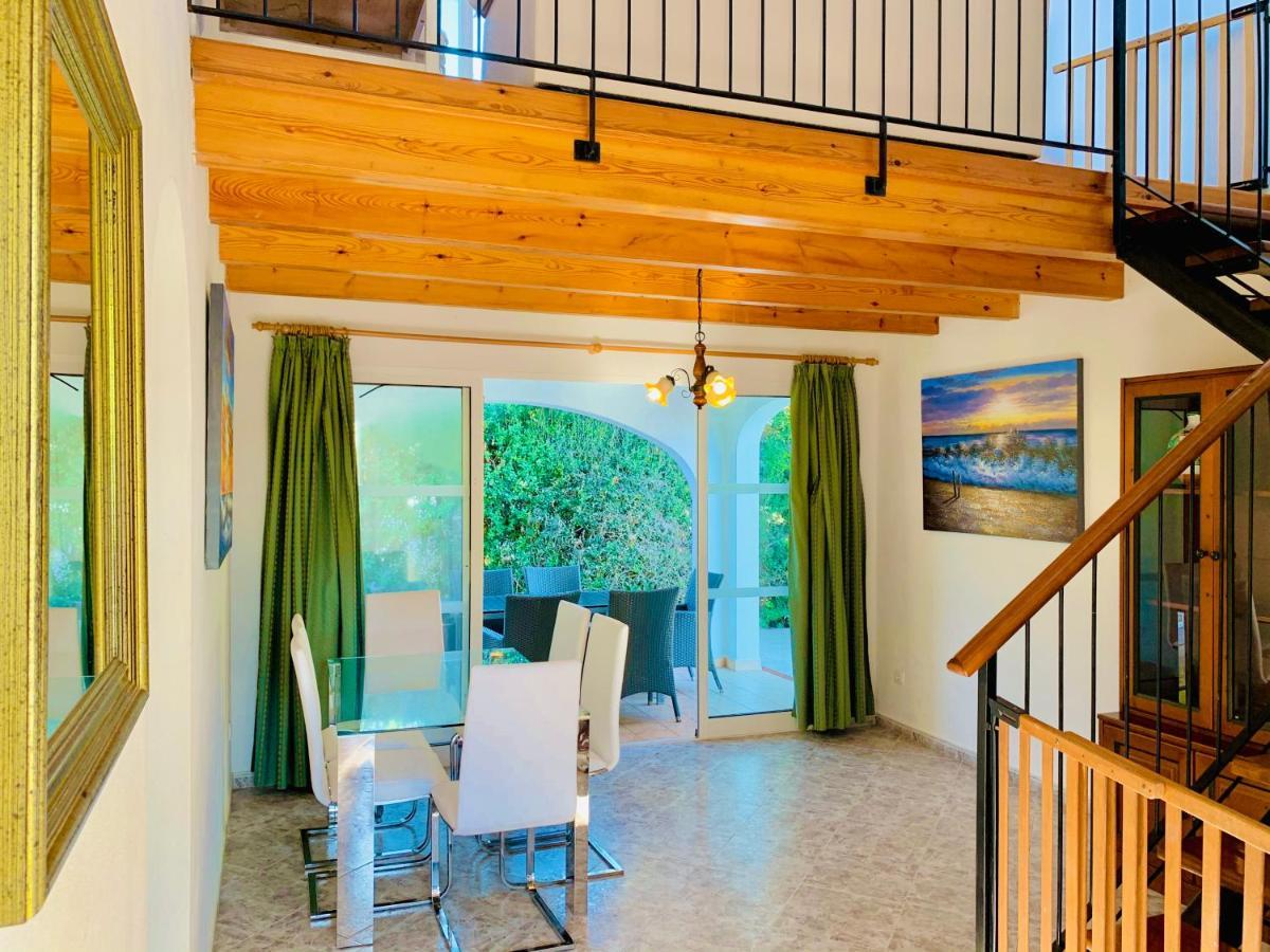 Carolina Villa
