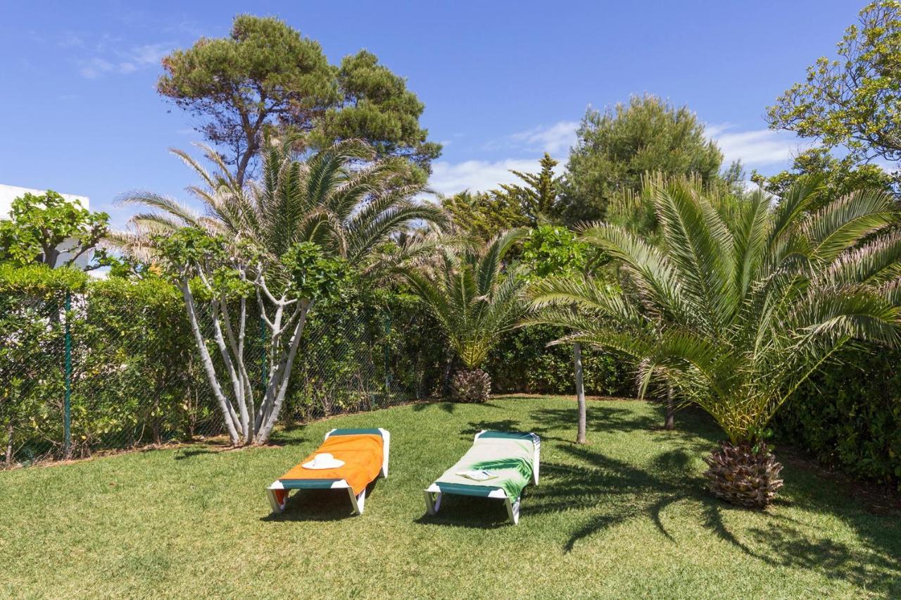 Gerard Villa, Cala Blanca Villa *