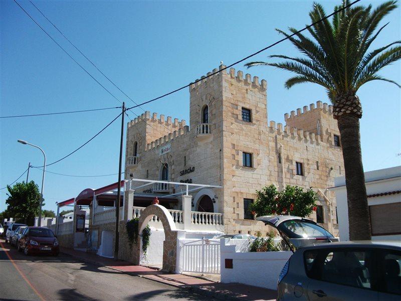 Castell De Lo Pensión *