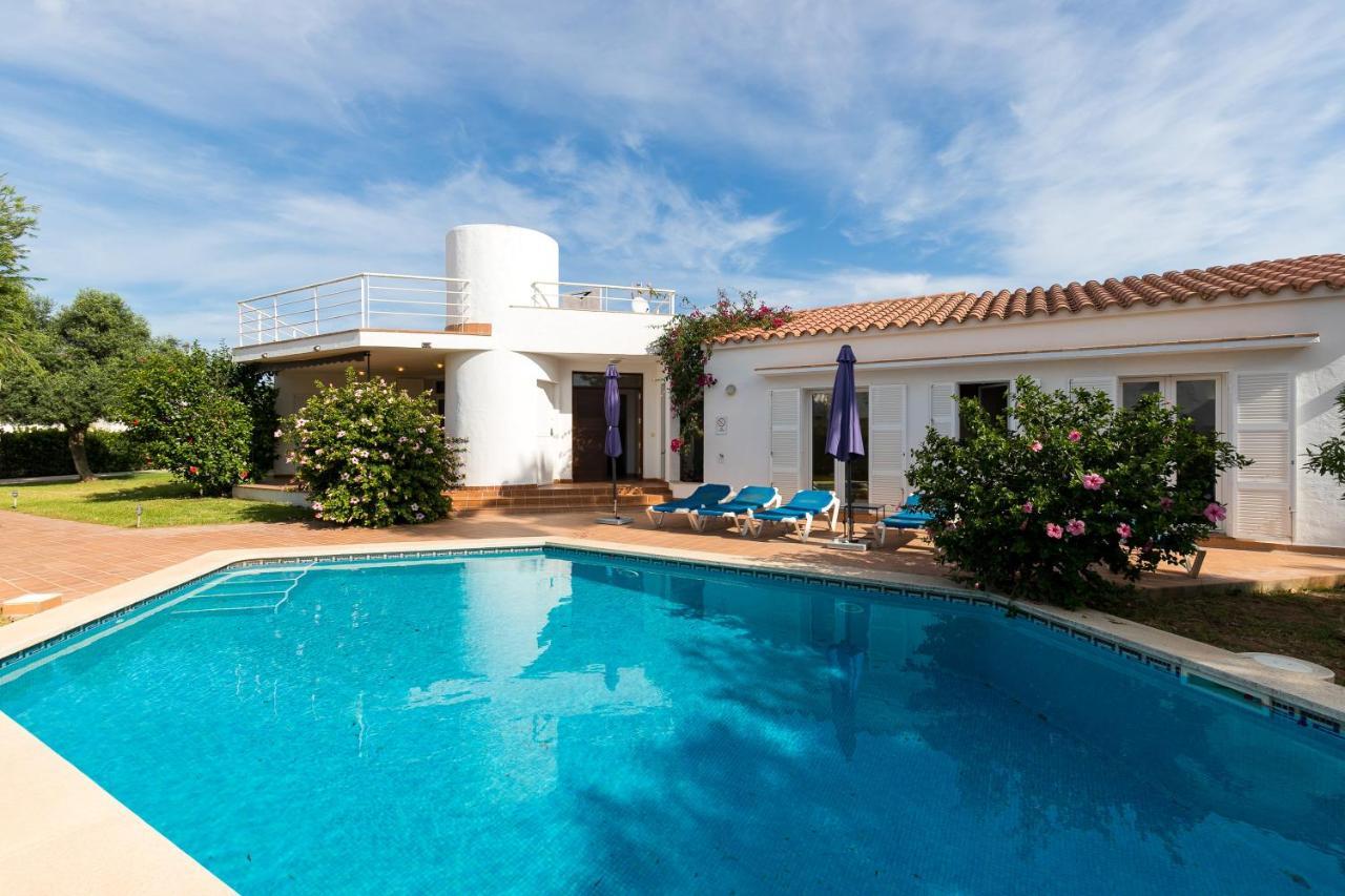 Adele Villa Binibeca